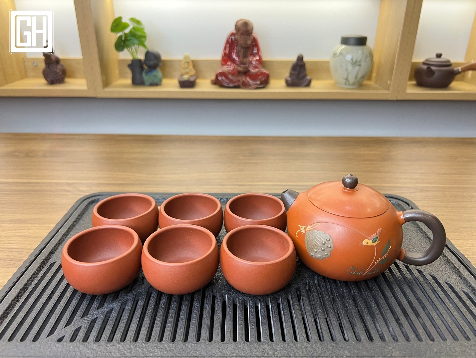 sen-lien-dieu-am-chen-gom-moc